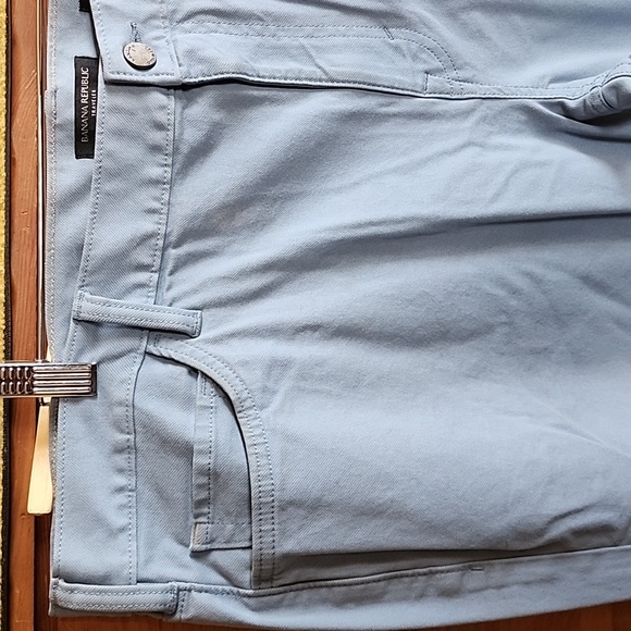 NWOT Banana Republic: Slim Traveler Pant, Light Blue, Men's size 42x34 - Picture 2 of 8